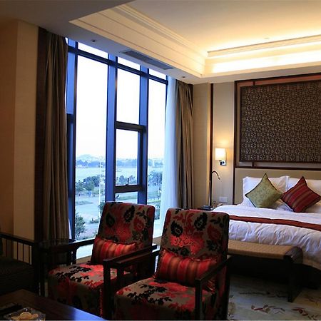 Southern Club Hotel Guangzhou Buitenkant foto